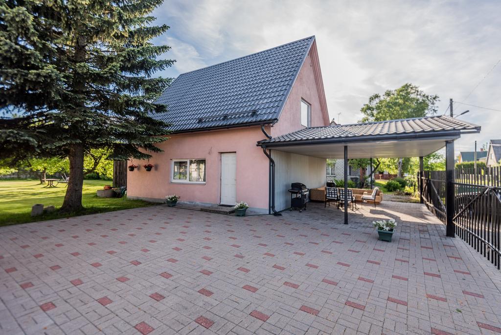 페르누 Lubja Holiday House 빌라 외부 사진